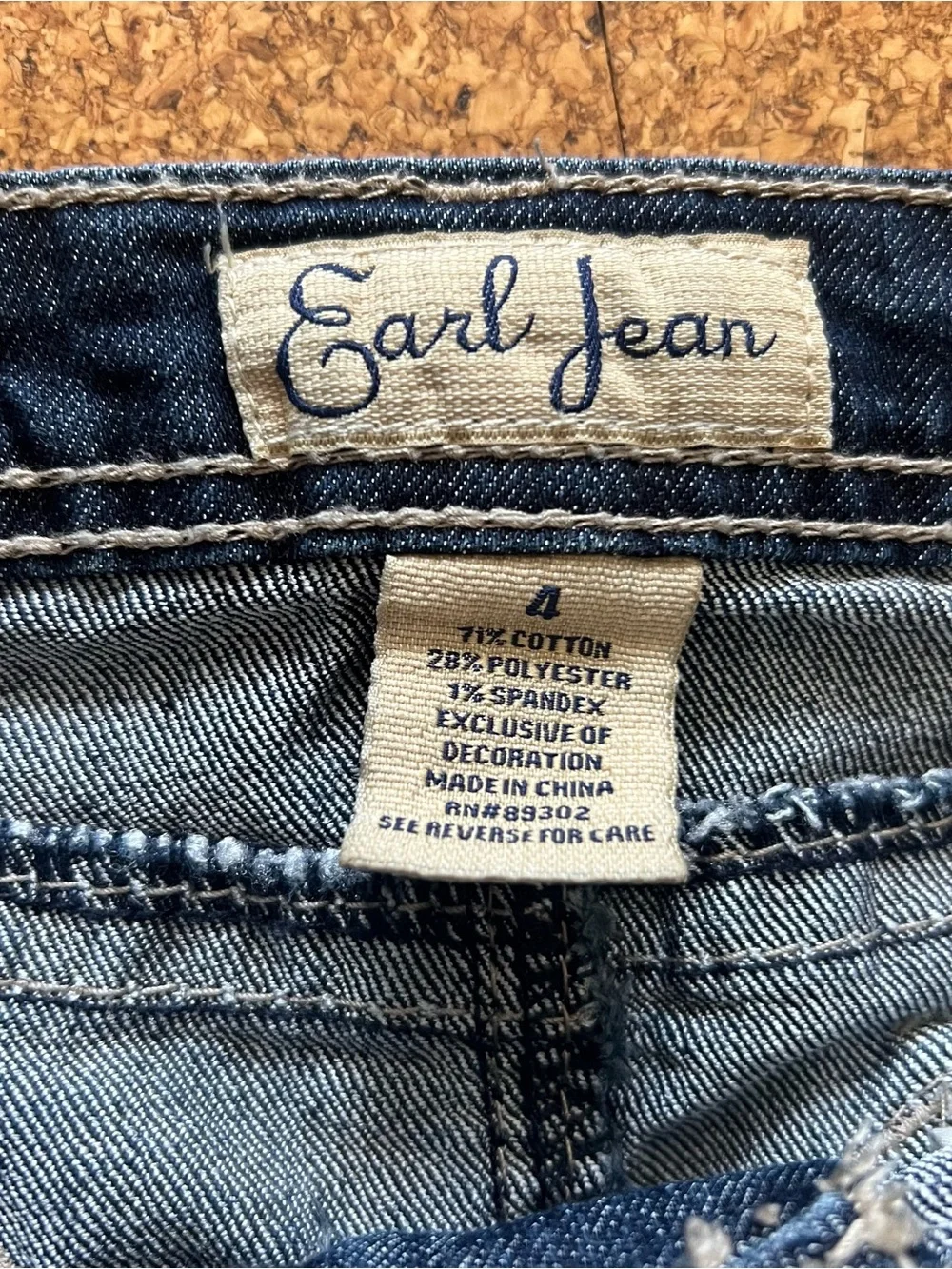 2000s Earl Jean Women’s Dark Blue Denim Mini Skirt - Size 4